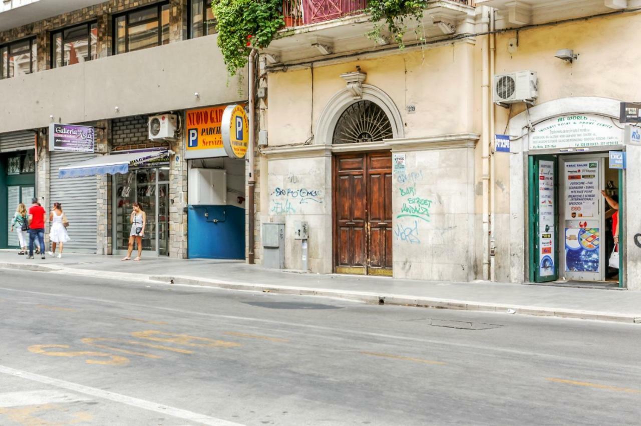 Bari Centrale Railway Station Apartment Exterior photo